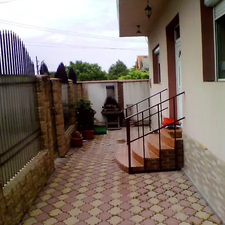 Ina Quarto em Acomodações Particulares *
